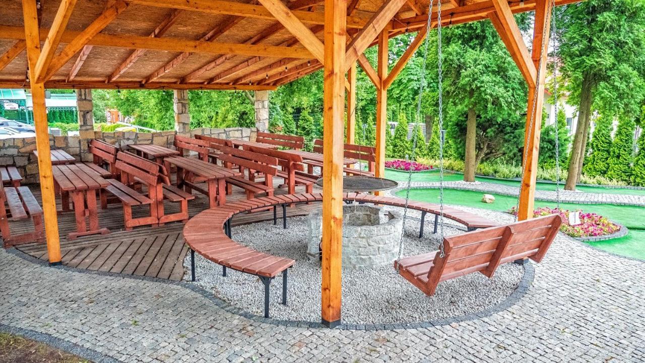 Hotel Senator Konferencje & Spa Starachowice Kültér fotó