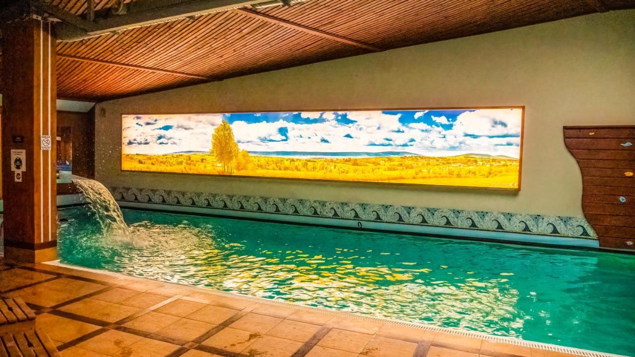 Hotel Senator Konferencje & Spa Starachowice Kültér fotó