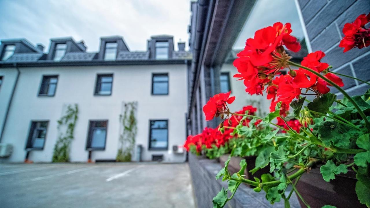 Hotel Senator Konferencje & Spa Starachowice Kültér fotó