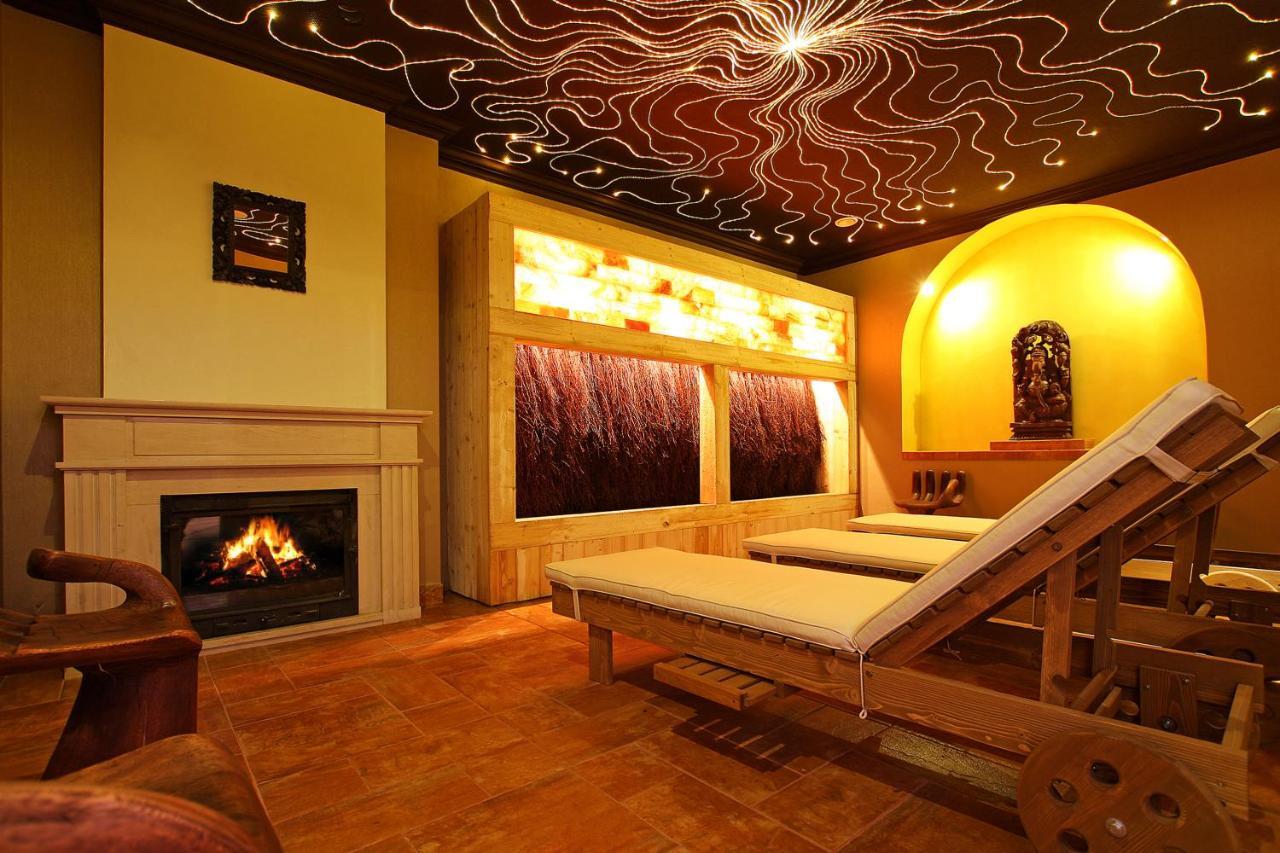 Hotel Senator Konferencje & Spa Starachowice Kültér fotó