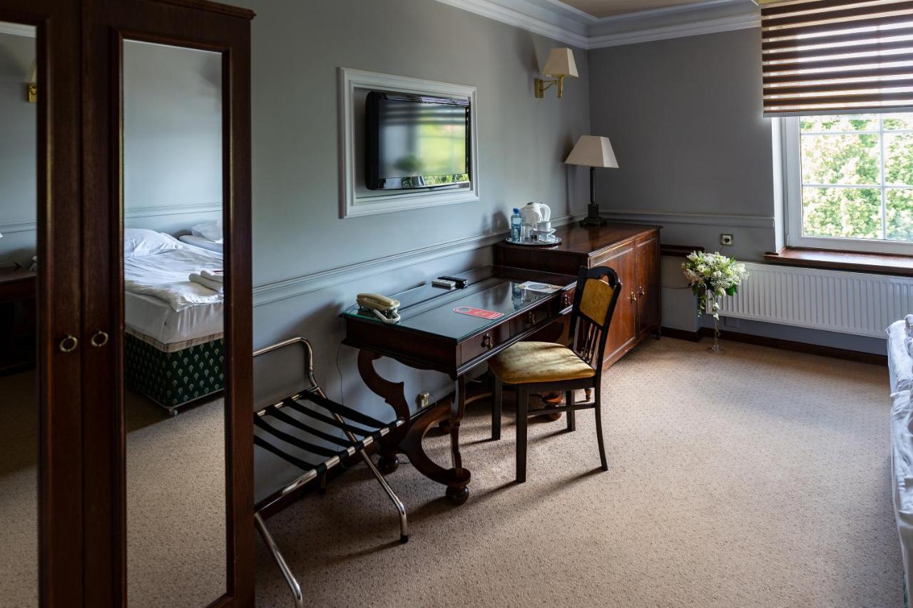Hotel Senator Konferencje & Spa Starachowice Kültér fotó